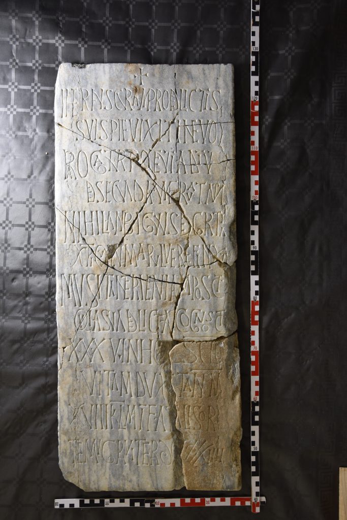 Imagen 11. Lápida funeraria de Hieronimus.